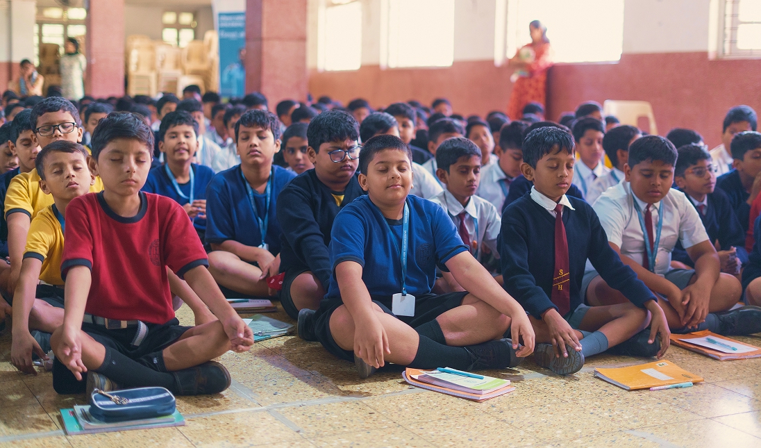 School Chameleons community moment
